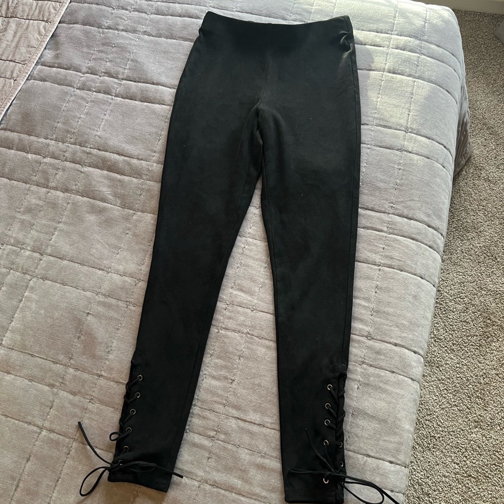 Black Lace-Up Leggings